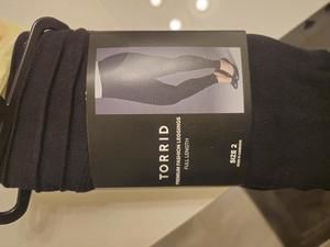 Torrid Premium Fashion Leggings Size 2